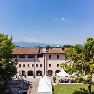 https://hotel-ristorante-fior.hotelinveneto.com