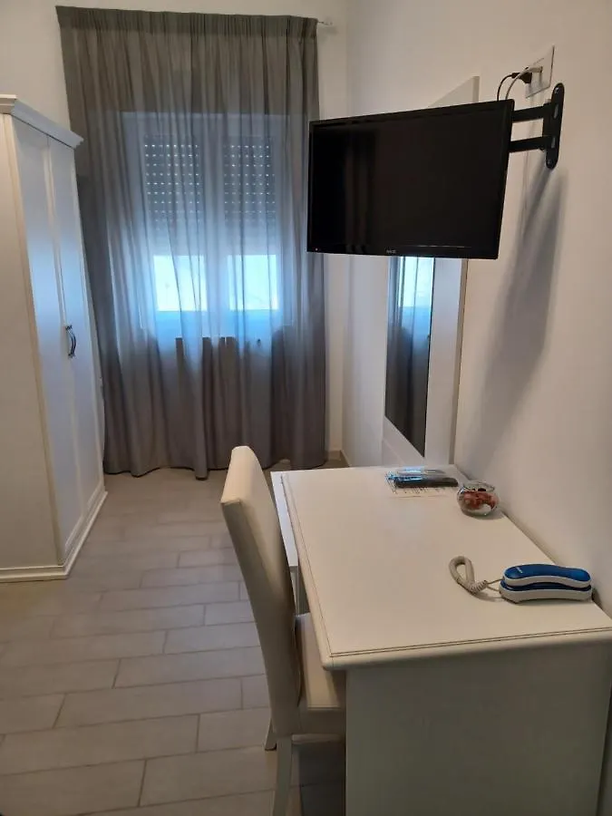 **  Hotel Costa Bari Italia